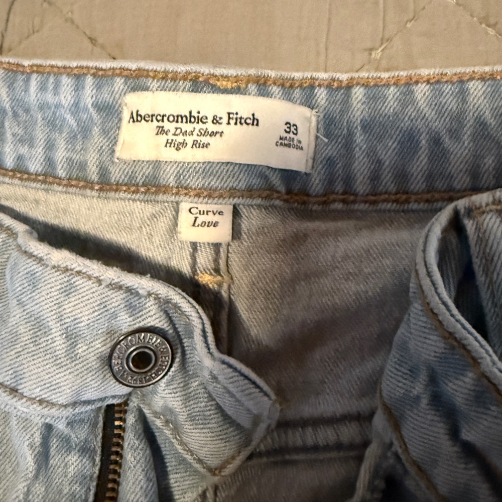 Abercrombie & Fitch Dad Short High Rise - Picture 4 of 4